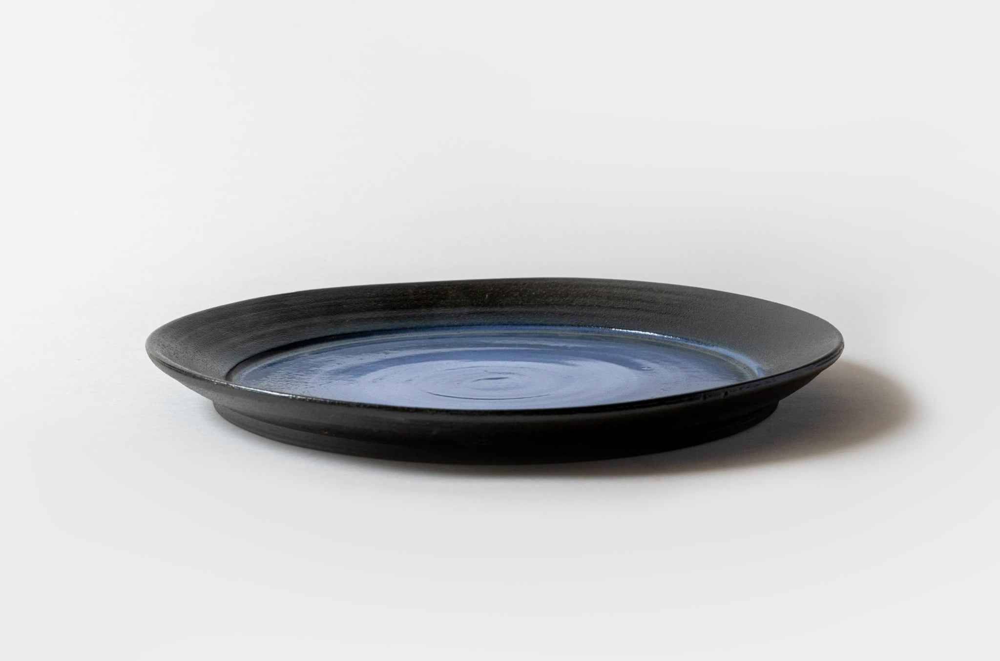 AJIRO KOSUKE 装飾的な陶器皿 AJIRO KOSUKE 装飾的な陶器皿 AJIRO KOSUKE 装飾的な陶器皿